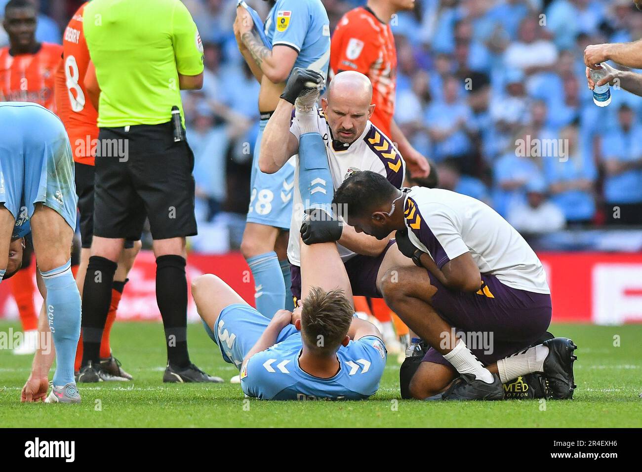 Callum Doyle of Coventry City receives treatment during the Sky Bet Championship Play-Off Final between Coventry City and Luton Town at Wembley Stadium, London on Saturday 27th May 2023. (Photo: Ivan Yordanov | MI News) Credit: MI News & Sport /Alamy Live News Stock Photo
