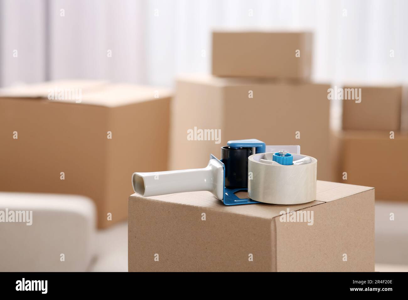 MINI TAPE GUN Parcel Gift Wrap Packing Carton Box Dispenser 2 Rolls Clear  Tape