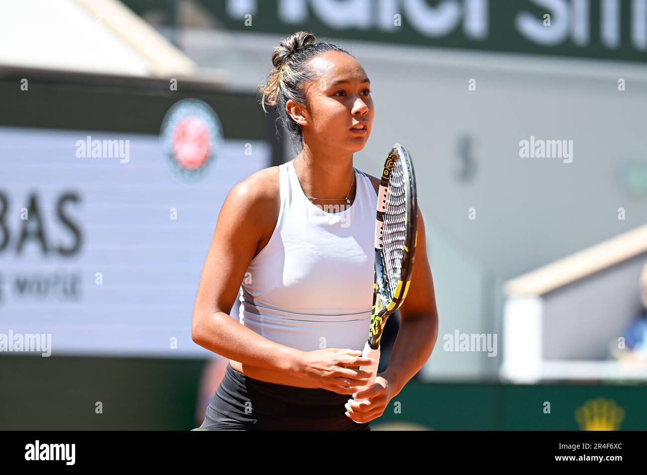 Leylah annie fernandez french open hi-res stock photography and images