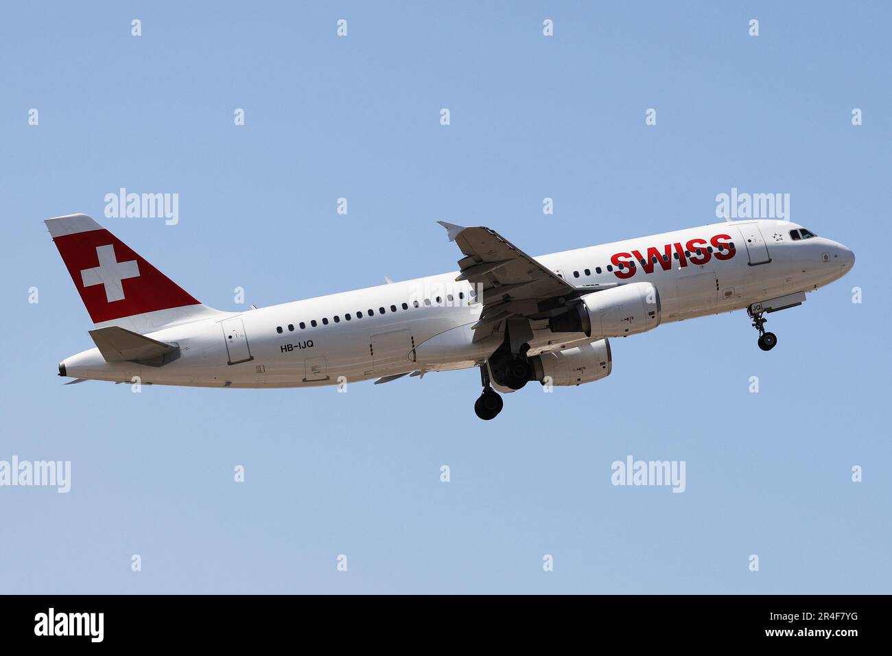 SWISS AIR FLIGHTS FROM AND TO ZURICH PALERMO In the photo an Airbus A320-214 of the Swiss company Swiss Air Stock Photo