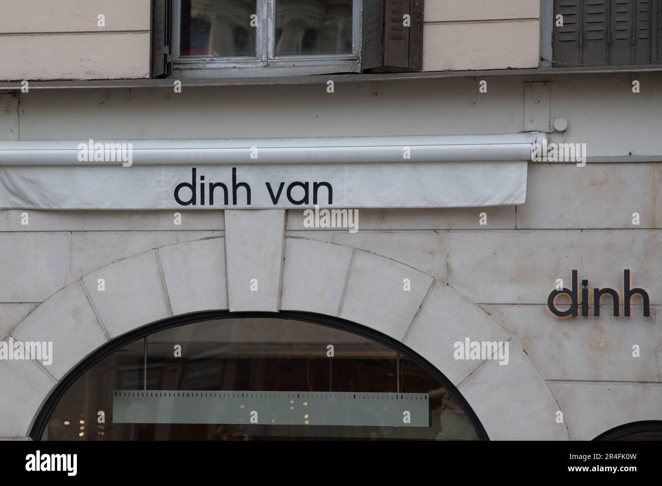 Dinh van bordeaux sales
