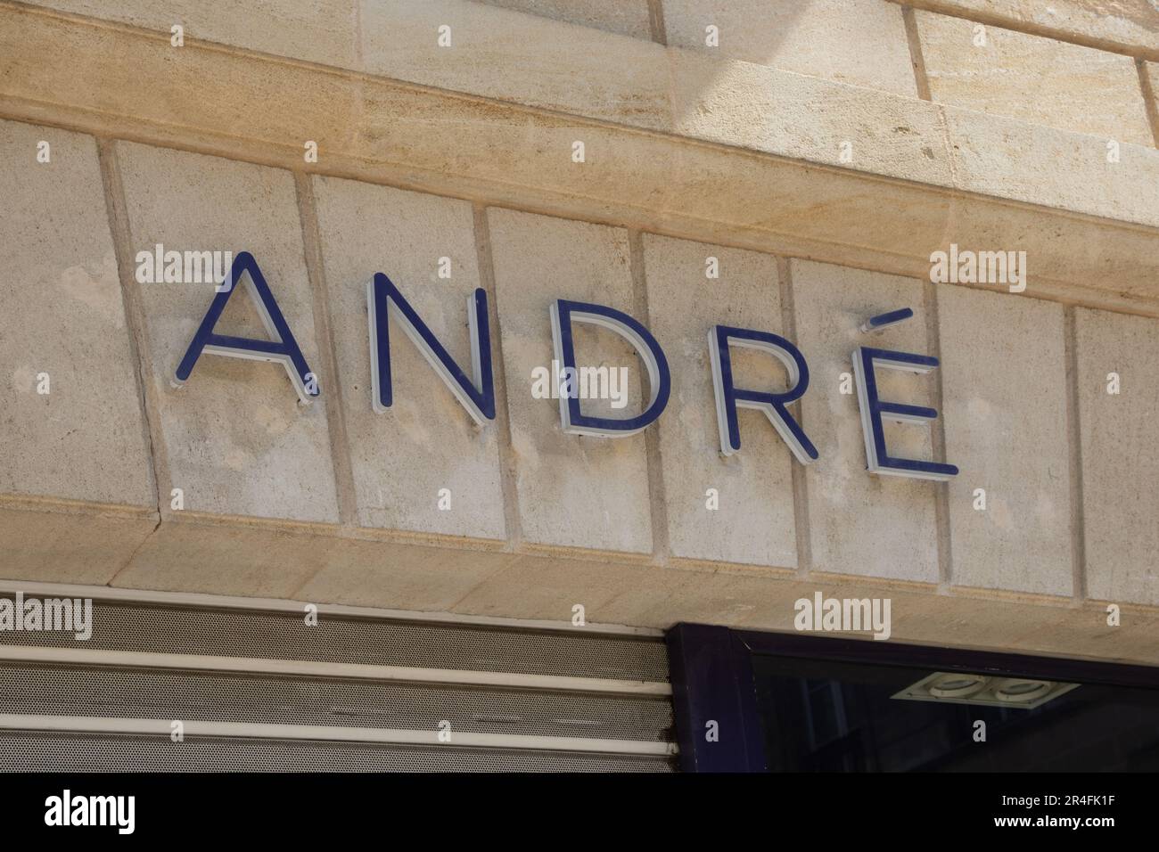 Andre shoe store hi-res stock photography and images - Alamy