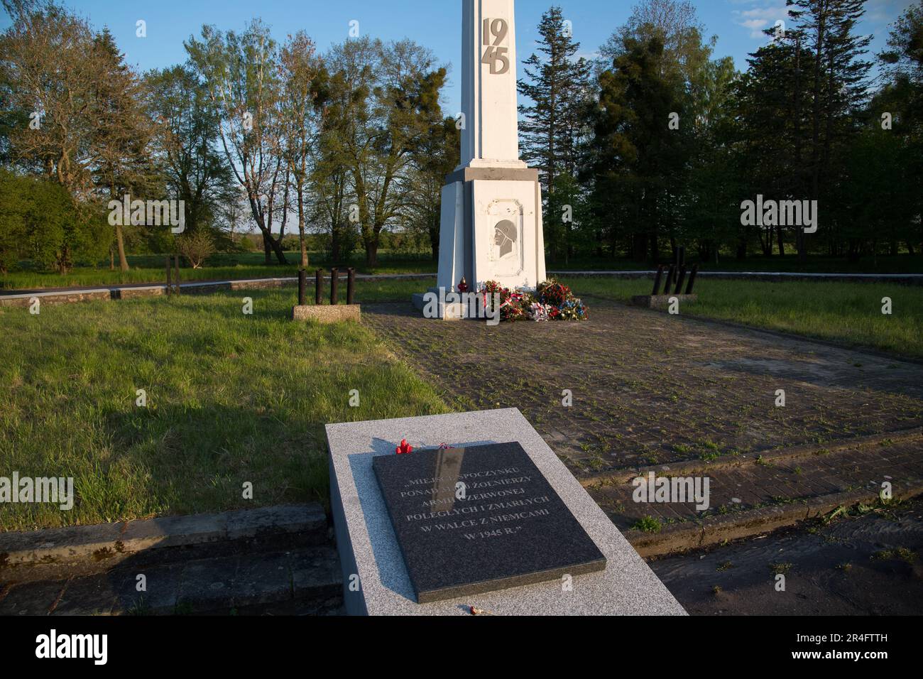 Biggest soviet war cemetery hi-res stock photography and images - Alamy