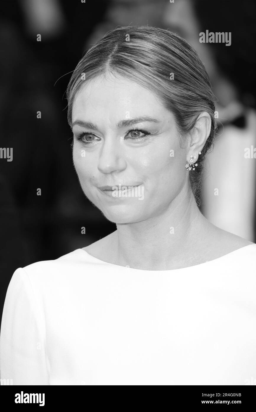 Emilie dequenne Black and White Stock Photos & Images Alamy