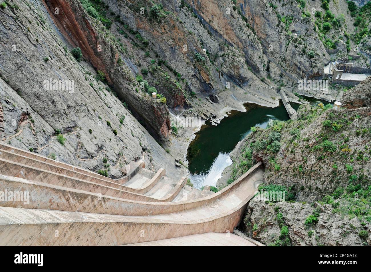 Embalse de escales hires stock photography and images Alamy
