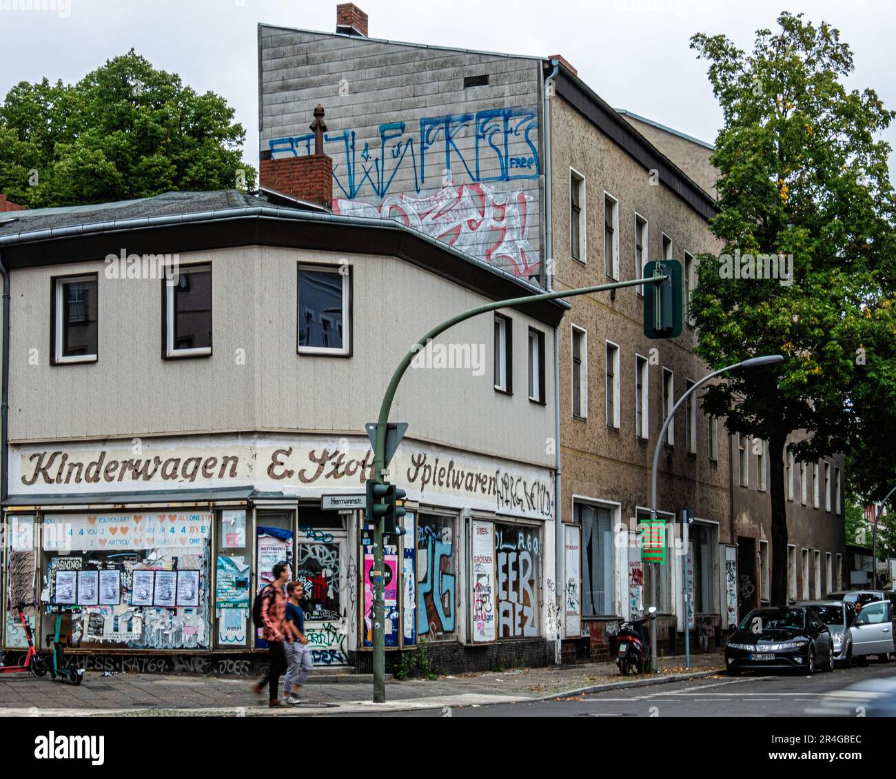 Children's Toy Shop, Closed and shuttered, Neukölln, Berlin, Germany Stock Photo