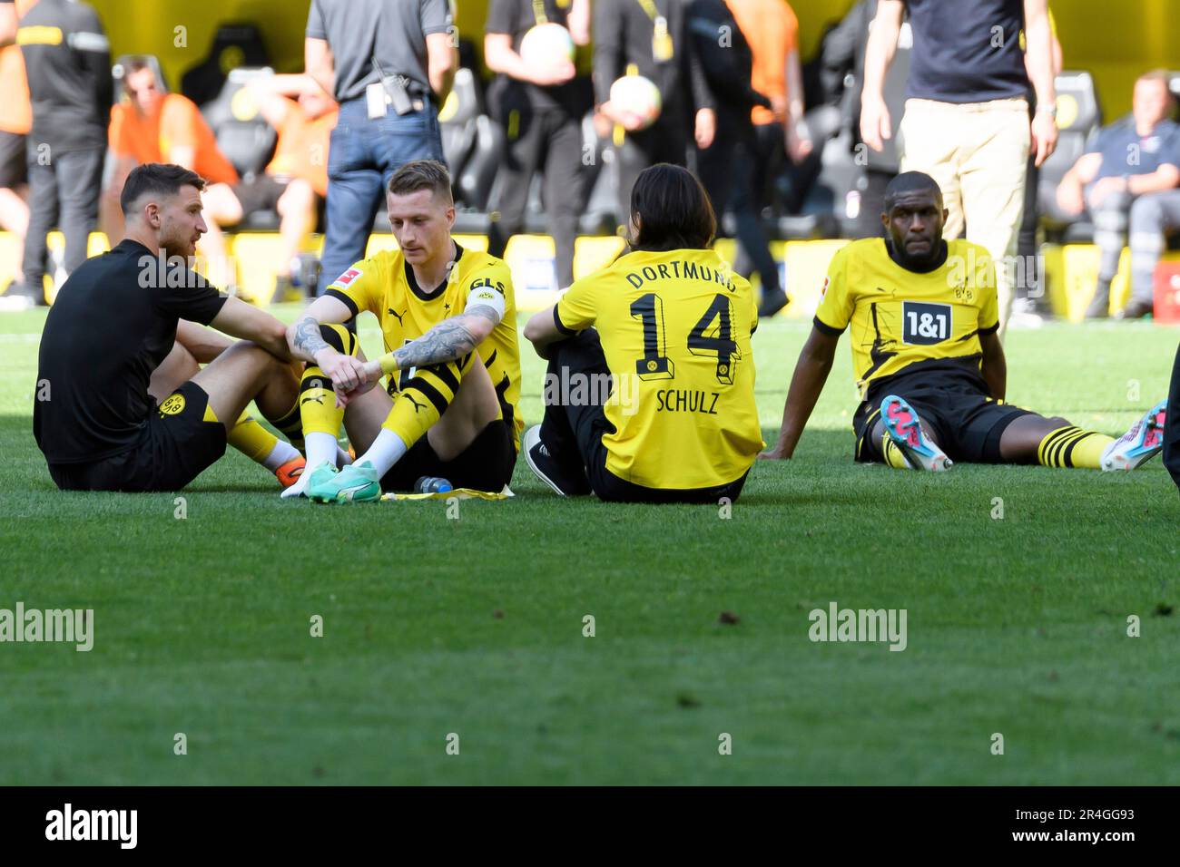 Football Report on X: Starting XIs and benches for Borussia Dortmund U19  vs Hajduk Split U19 in the UEFA Youth League: #BVB #BVBU19 #Hajduk #BVBHAJ  #BVBHajduk #UYL  / X