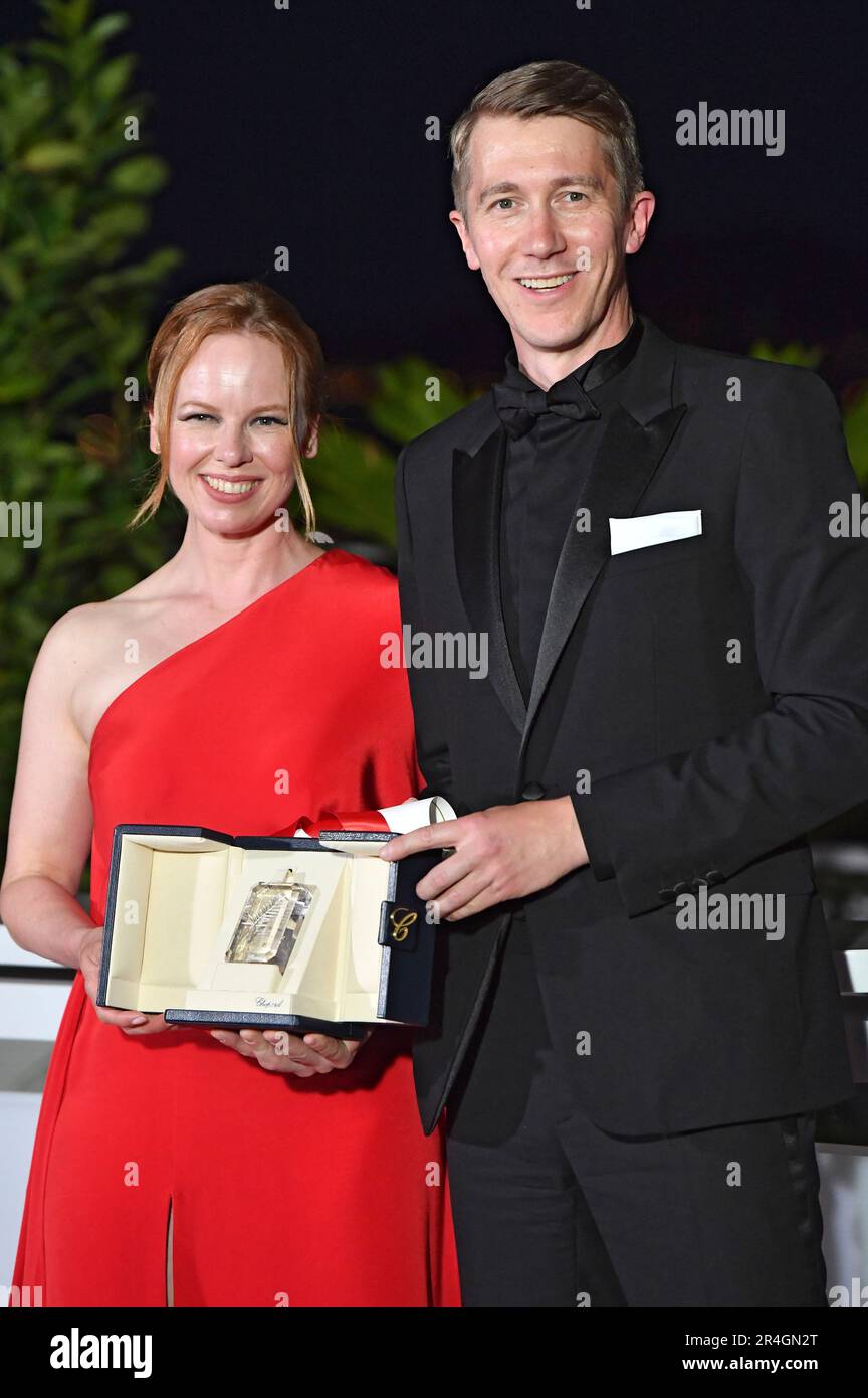 Alma P ysti Und Jussi Vatanen Mit Dem Preis Der Jury F r Fallen Leaves Alma P ysti Und Jussi Vatanen Mit Dem Preis Der Jury F r Fallen Leaves