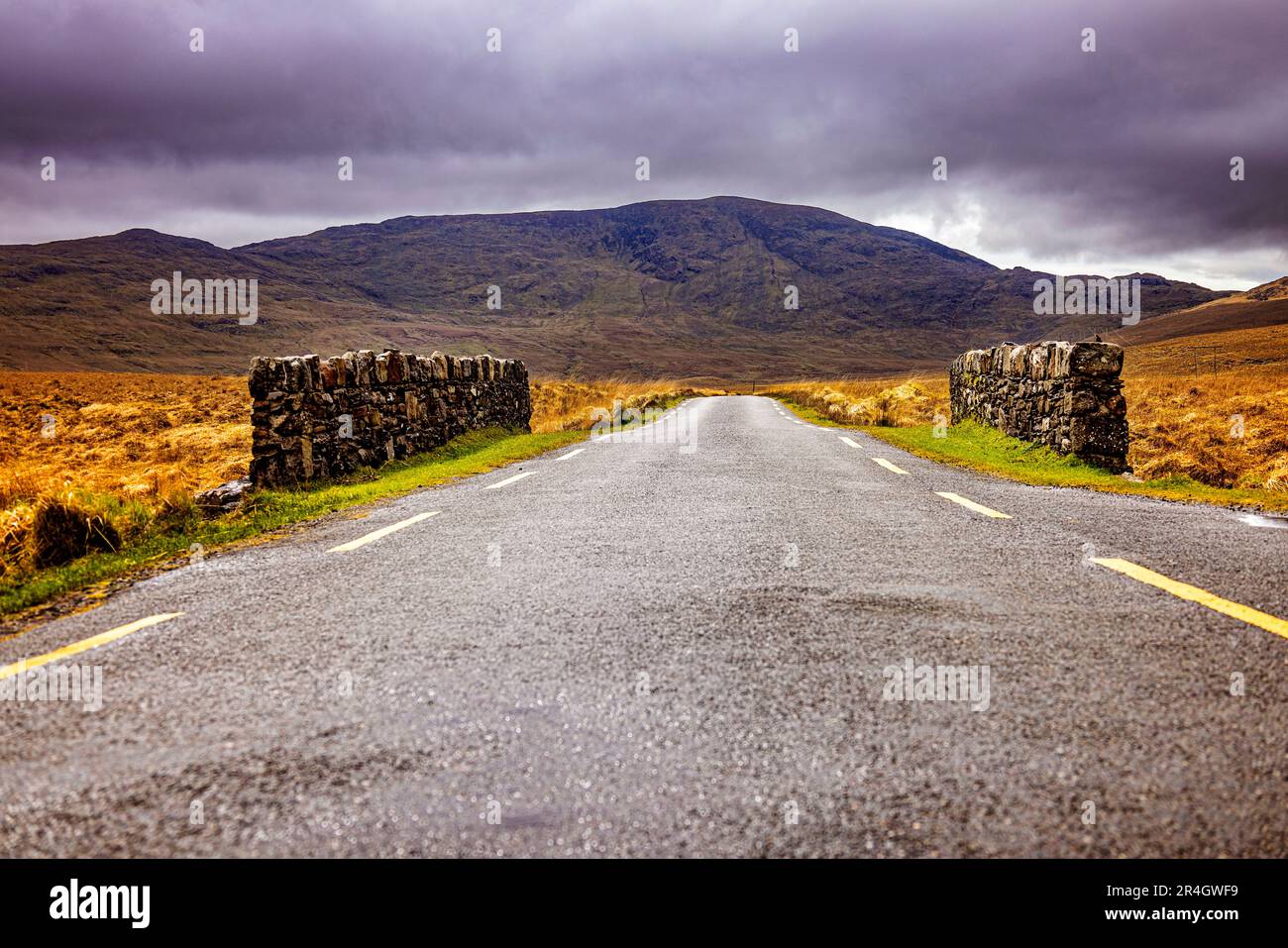Road towards Ballaghasheen Pass, County Kerry, Ireland Stock Photo
