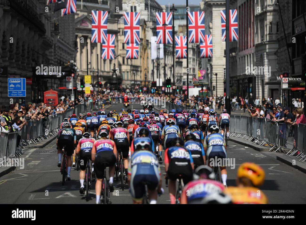 London, UK. 28th May, 2023. London, UK. UCI Women's World Tour, Ford RideLondon Classique Sunday 28th May: Stage 3, Central London. Credit: Peter Goding/Alamy Live News Credit: Peter Goding/Alamy Live News Stock Photo