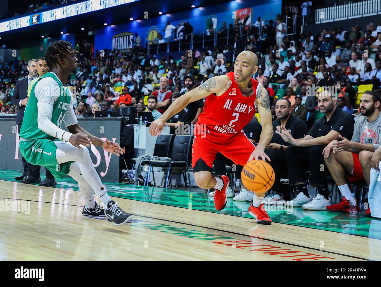 Kigali. 27th May, 2023. Michael Thompson (R) of Egypt's Al Ahly