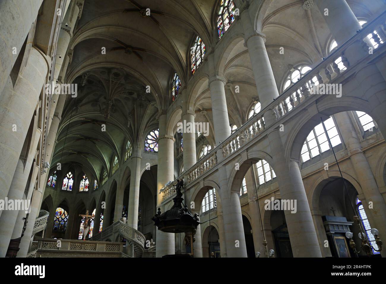Interior in the main nave - Saint-Etienne-Du-Mont - Paris, France Stock Photo