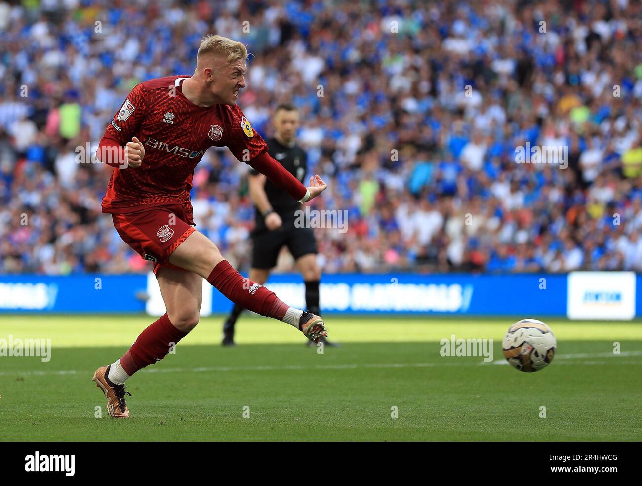 Carlisle United's Joel Senior shoots during the Sky Bet League Two play