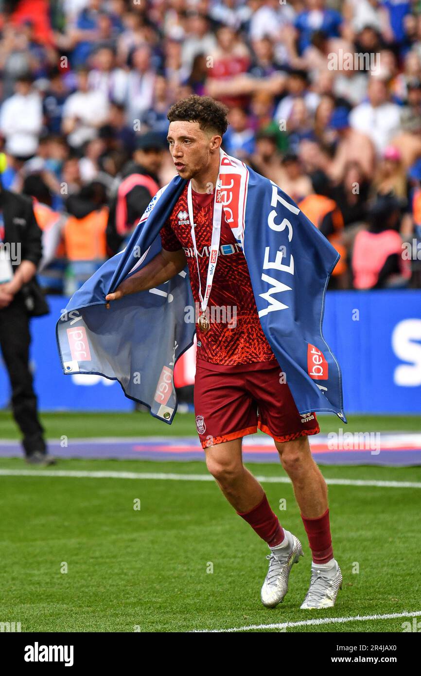 Carlisle v Stockport League Two play-off final kick-off, TV, stream