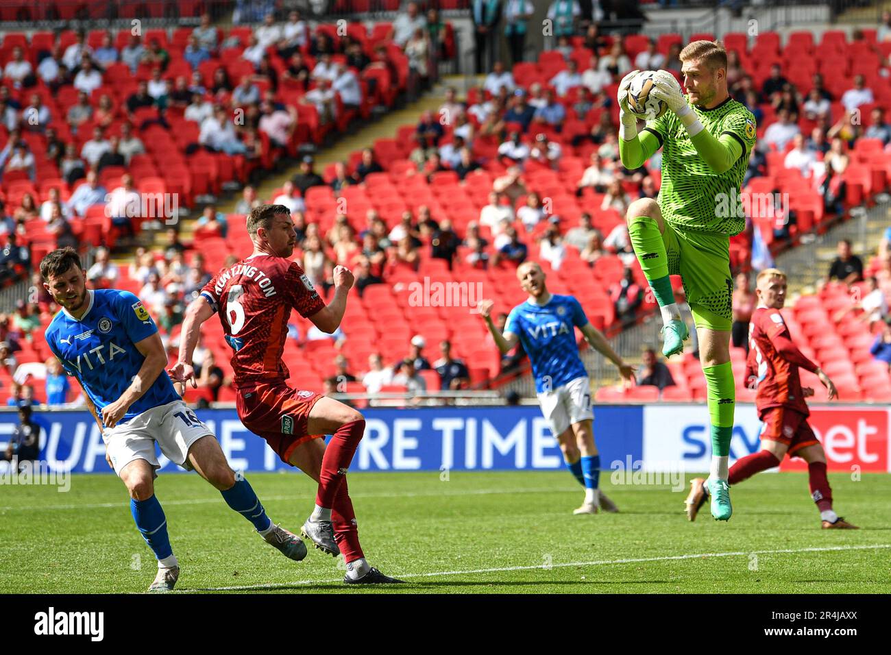 Thomas Holy Tomas holy carlisle united hi-res stock photography and images - Alamy