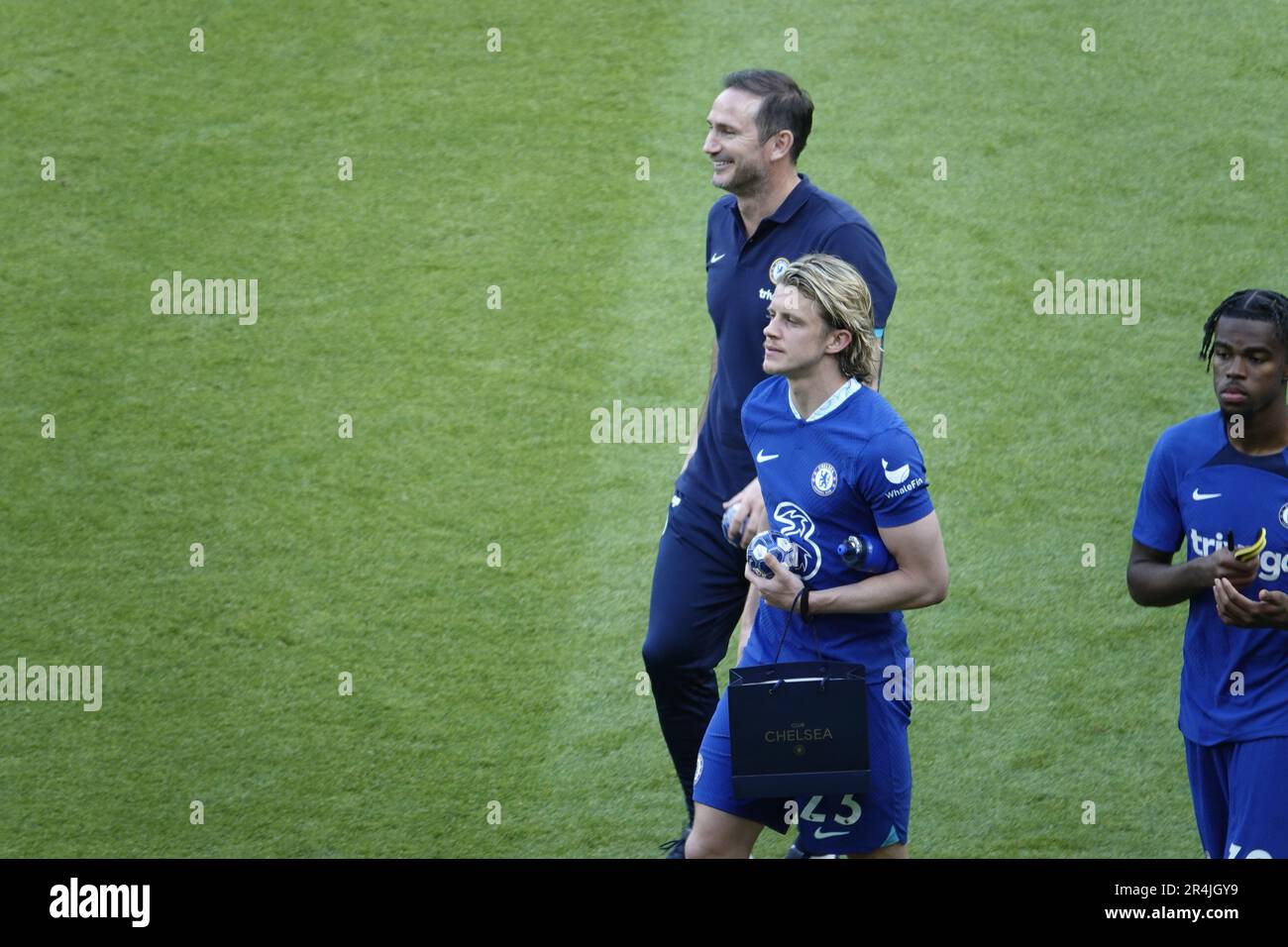 Chelsea, London, UK. 28th May, 2023. Chelsea Football Club play Newcastle United Football Club in the last game of the 2022/23 Premier league season. Here: Frank Lampard and Connor Gallagher Credit: Motofoto/Alamy Live News Stock Photo