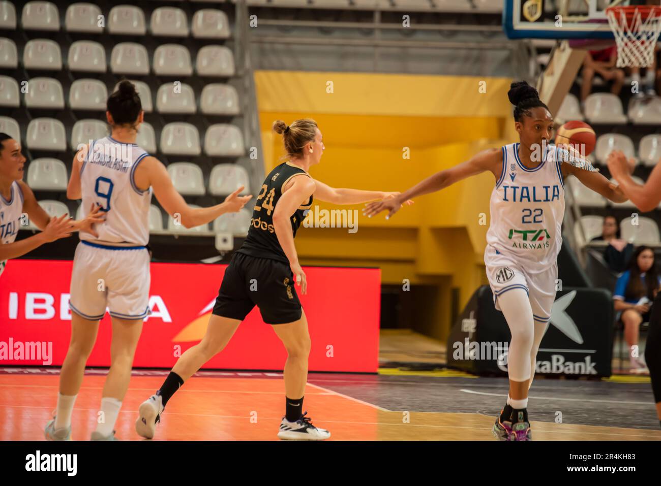Italian basketball championship hi-res stock photography and images - Alamy
