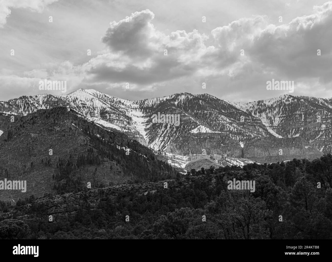 Las vegas mountains black and white stock photos images alamy