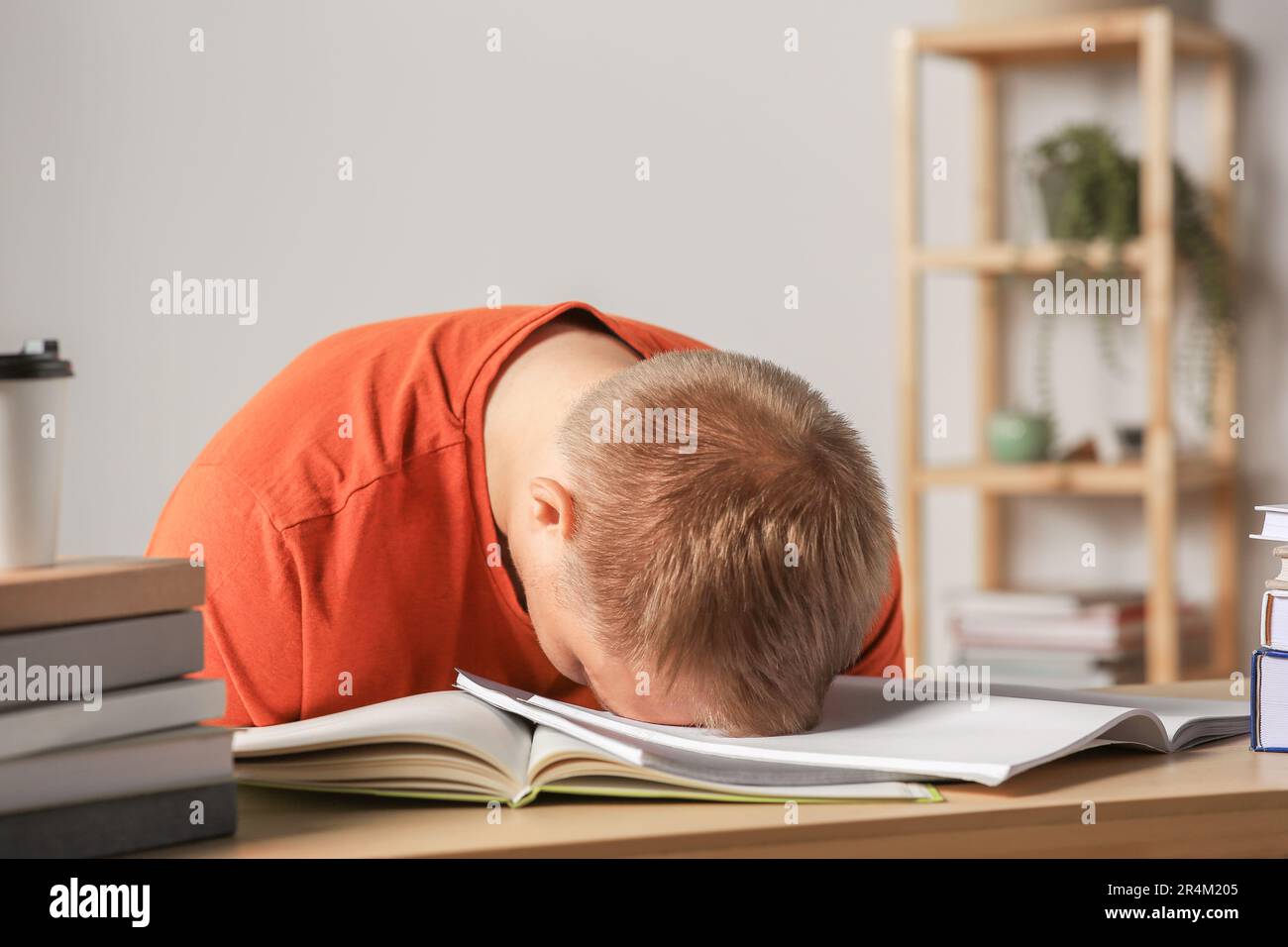 Adult male sleep study hi-res stock photography and images - Page 4 - Alamy