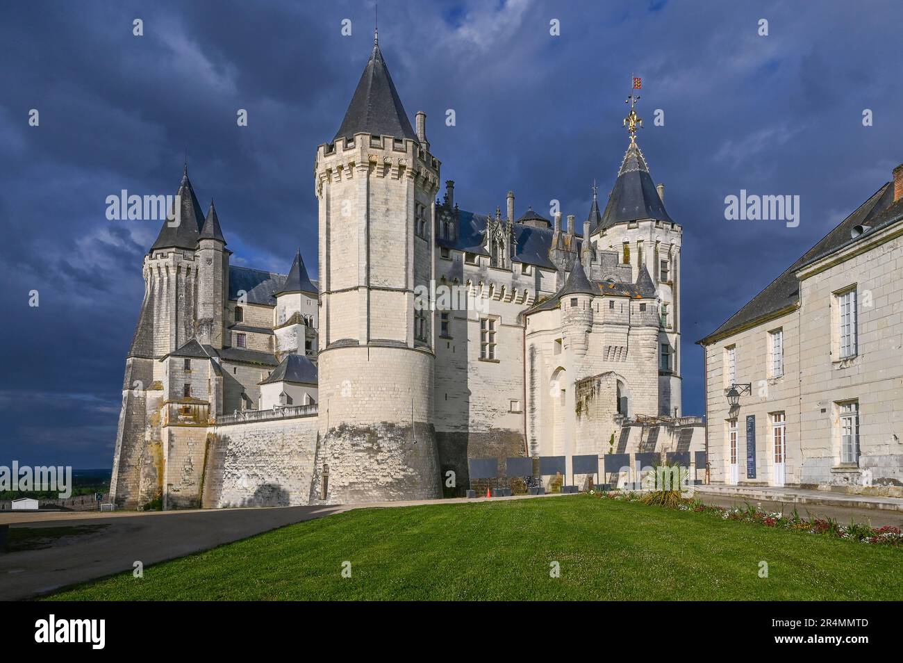 Chateau de saumur hi-res stock photography and images - Alamy
