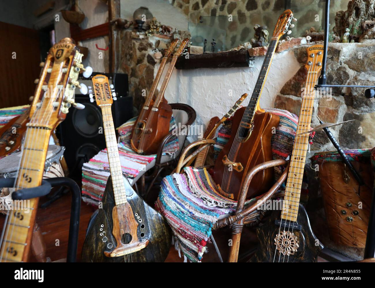 Croatian String Instrument Stdjan trojan hi-res stock photography and images - Alamy