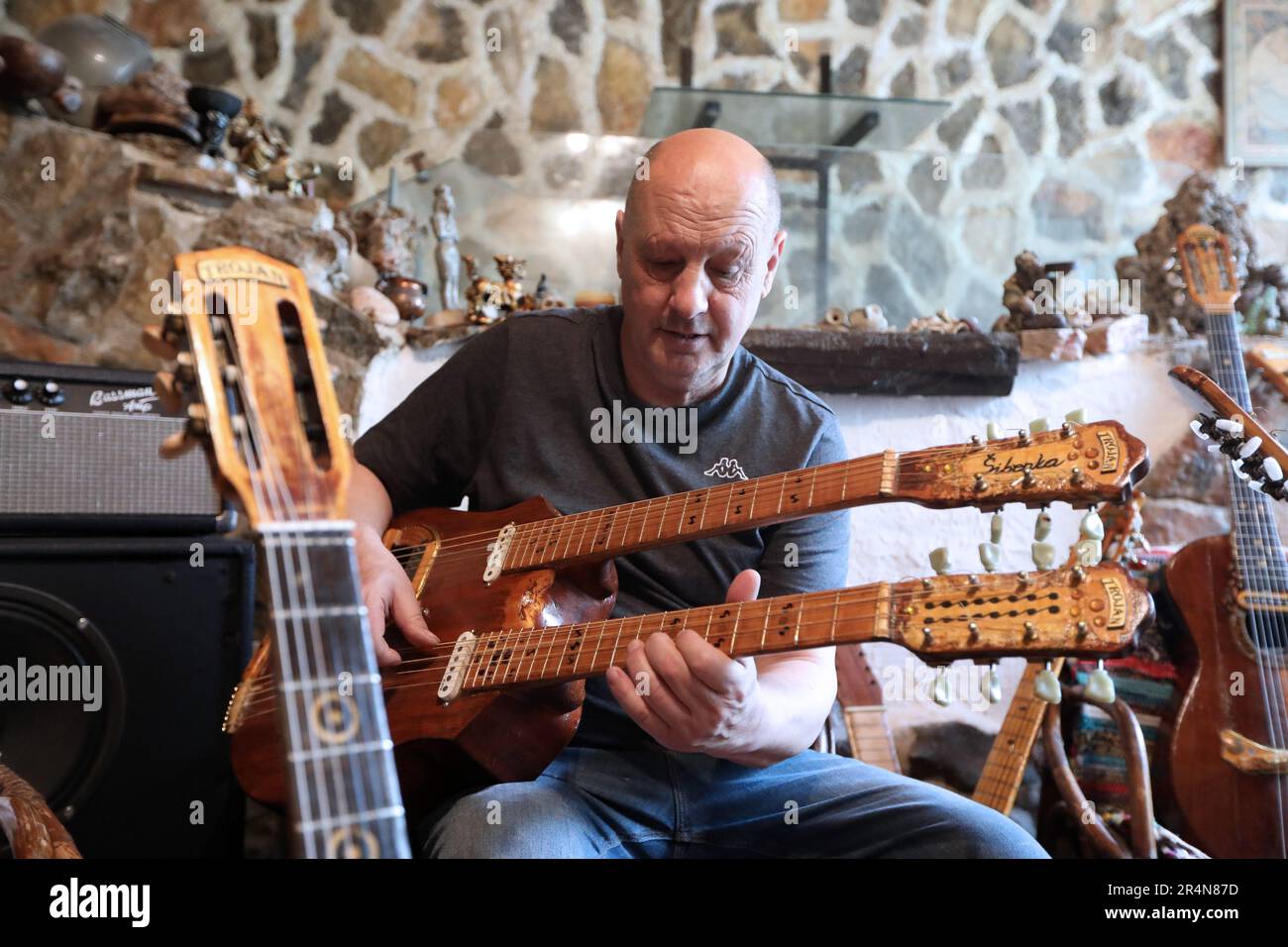 Croatian String Instrument Stdjan trojan hi-res stock photography and images - Alamy