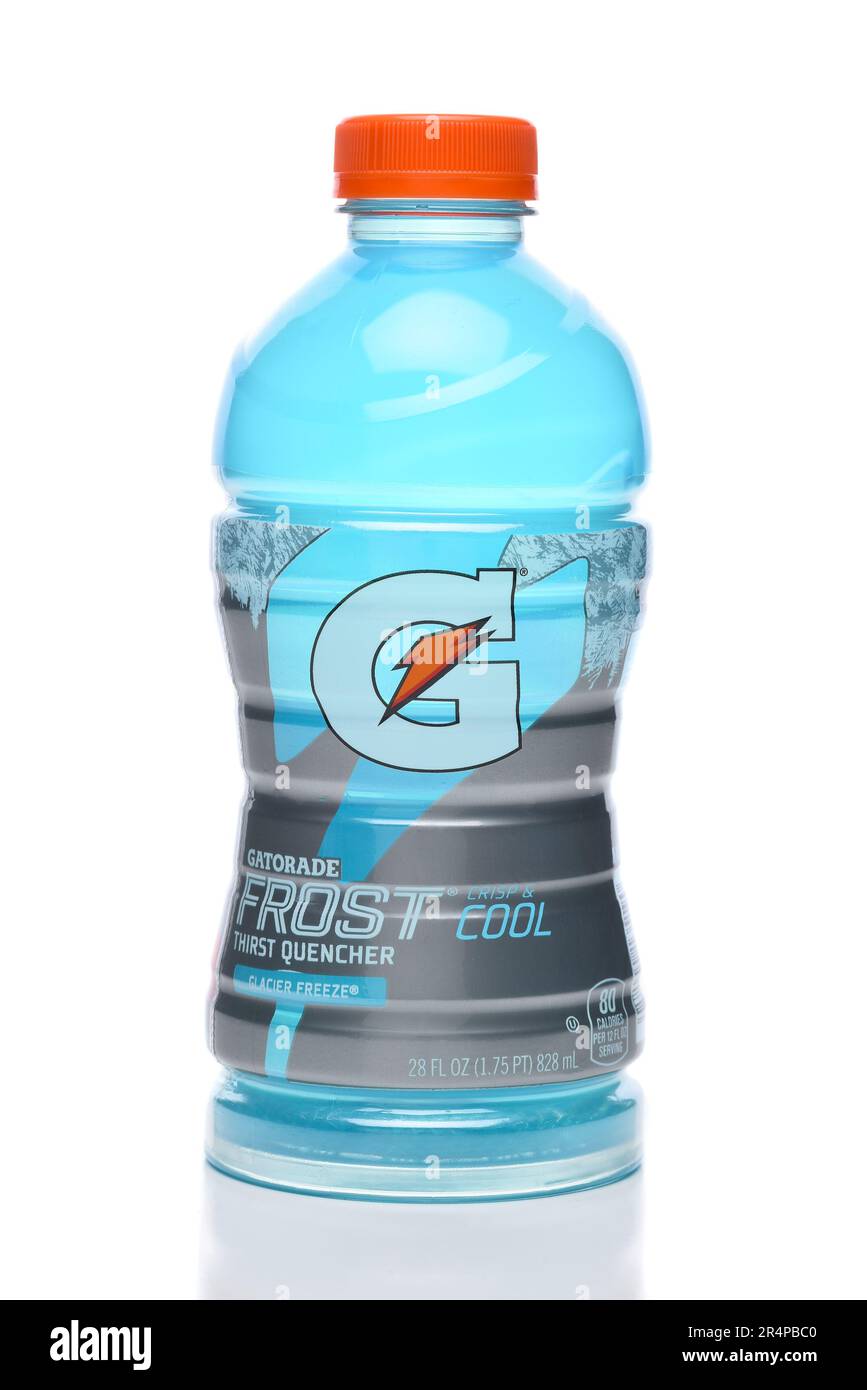 IRIVNE, CALIFORNIA - 29 MAY 20223: A bottle of Gatorade Frost Thirst Quencher Glacier Freeze. Stock Photo