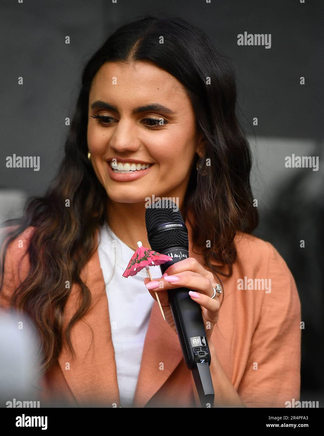 napa-usa-28th-may-2023-hayley-erbert-is-seen-on-the-william-sonoma