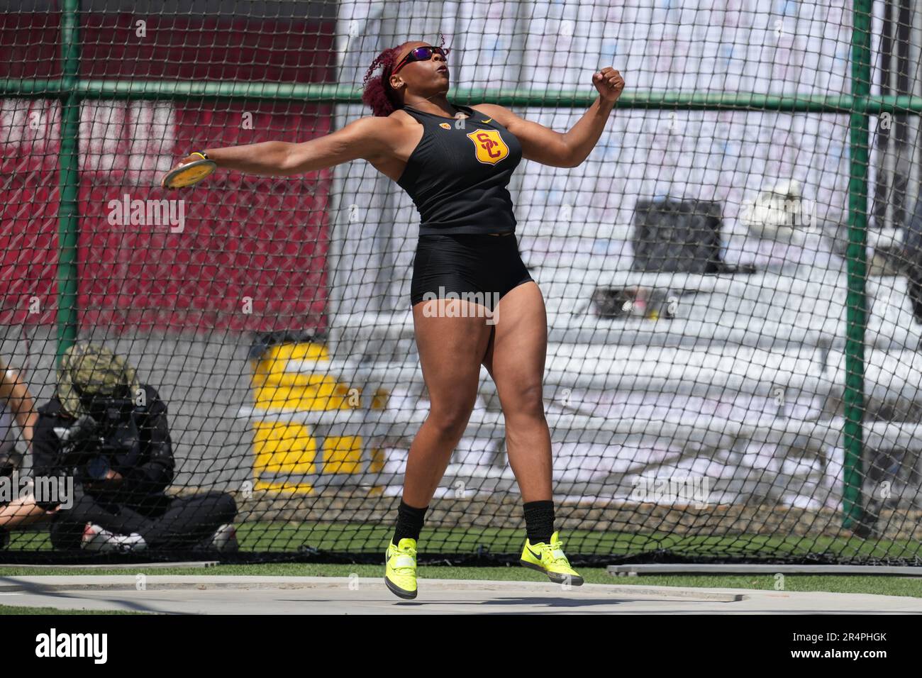 Southern Discus Ron summer hi-res stock photography and images - Alamy