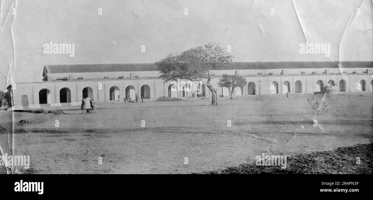Southern India, parts of which are now known as Pakistan: Bungalows at Lahore cantonment. From a series taken from the original first World War snapshot photo taken in India, c1917-19. The originals were small photographs which might look poor if enlarged too much. Stock Photo