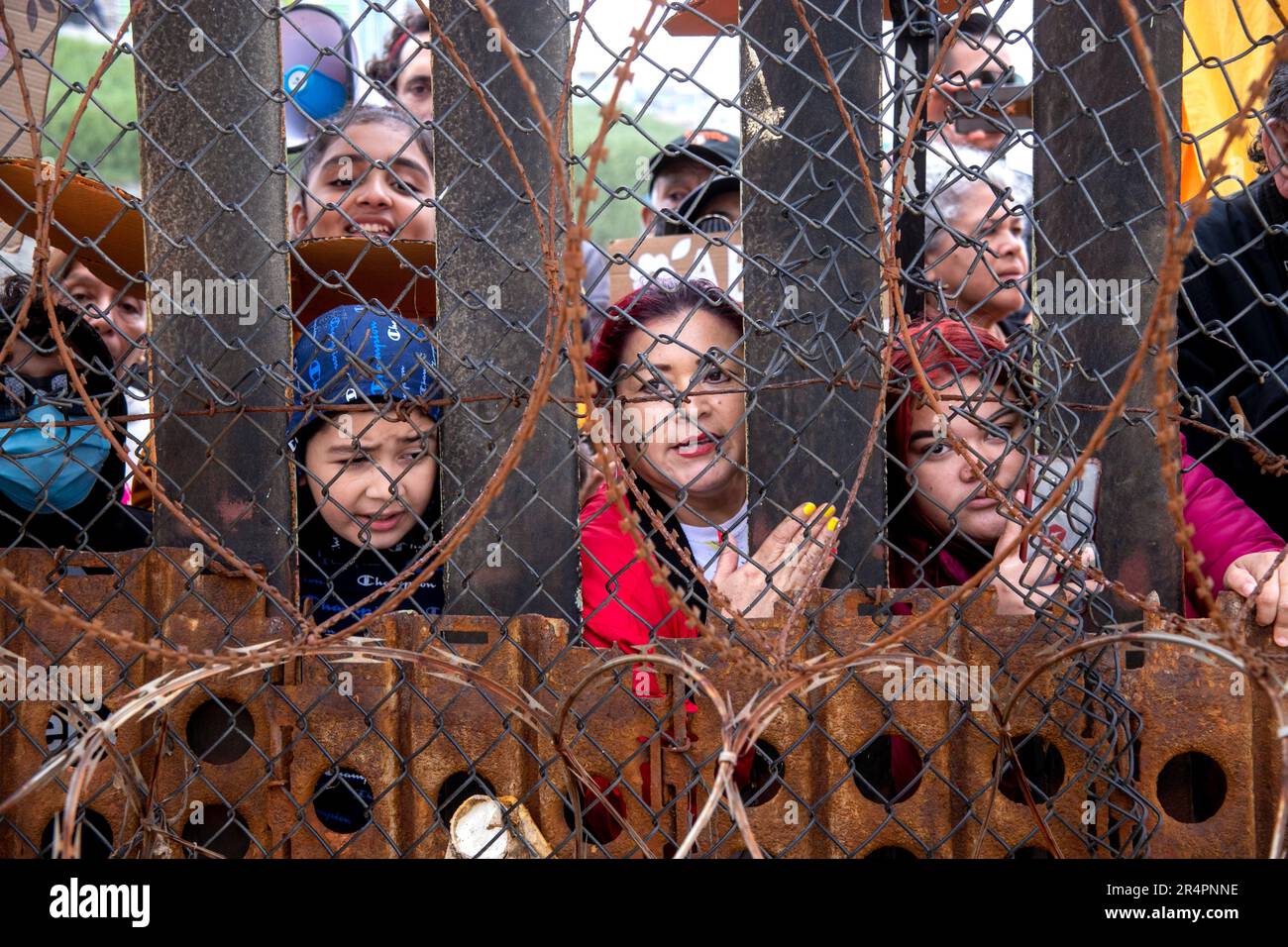 Razor wire women sale