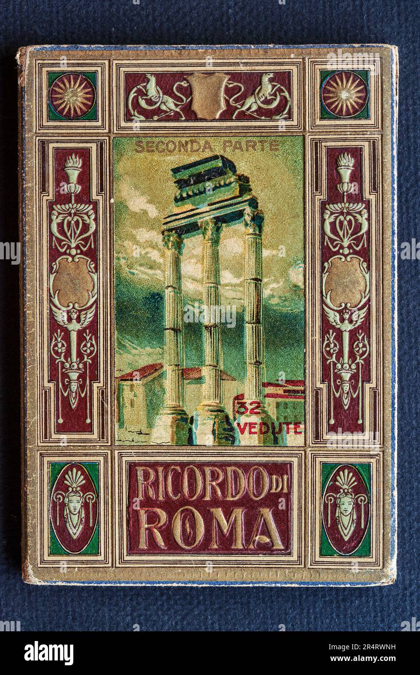 25 Des 2017 Vintage Roma Picture post card studio shot kalyan ...