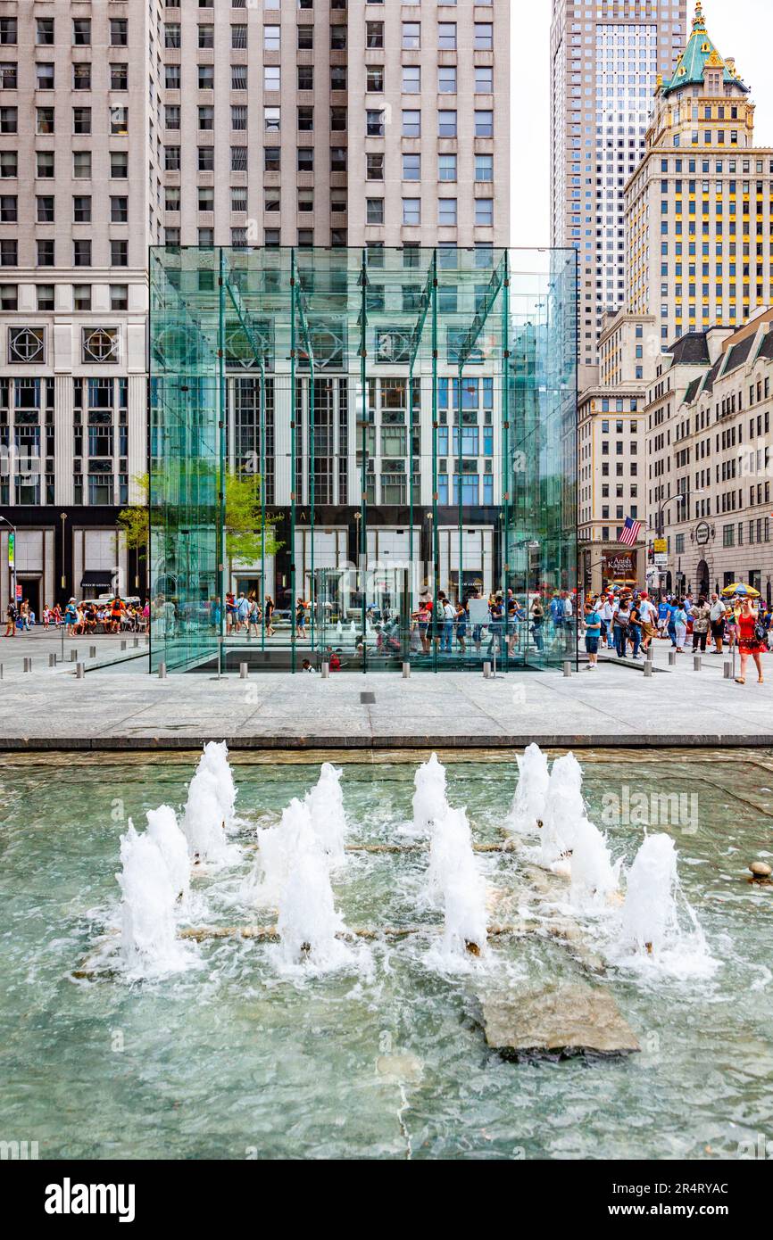 Apple Store, Fifth Avenue – Bohlin Cywinski Jackson