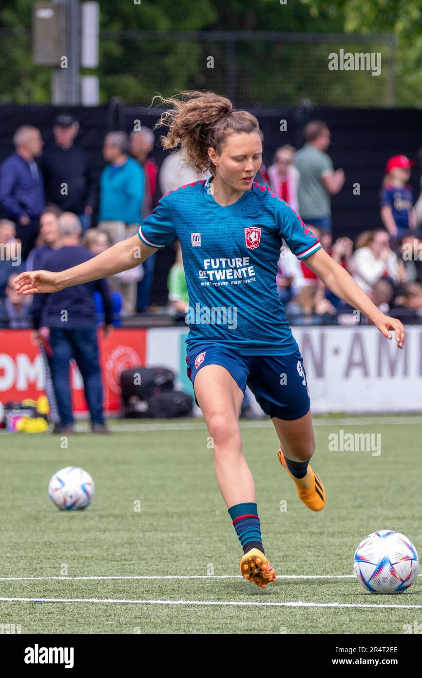 Amsterdam, The Netherlands. 29th May, 2023. Amsterdam, the Netherlands, May 29th 2023: Fenna Kalma (9 Twente) warms up ahead of the Vrouwen Eredivisie Cup Final between Ajax and Twente at De Toekomst in Amsterdam, the Netherlands (Leiting Gao/SPP) Credit: SPP Sport Press Photo. /Alamy Live News Stock Photo