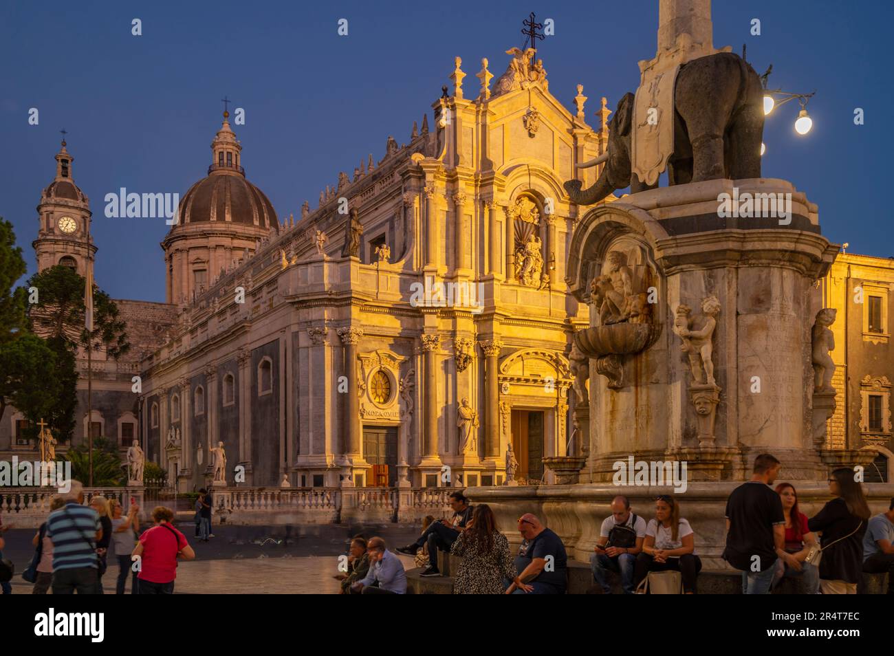 View of Duomo di Sant'Agata and Fountain of Elephants in Piazza Duomo at dusk, Catania, Sicily, Italy, Europe Stock Photo