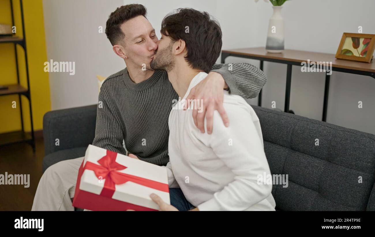 Two gay men kissing hi-res stock photography and images - Page 4 - Alamy