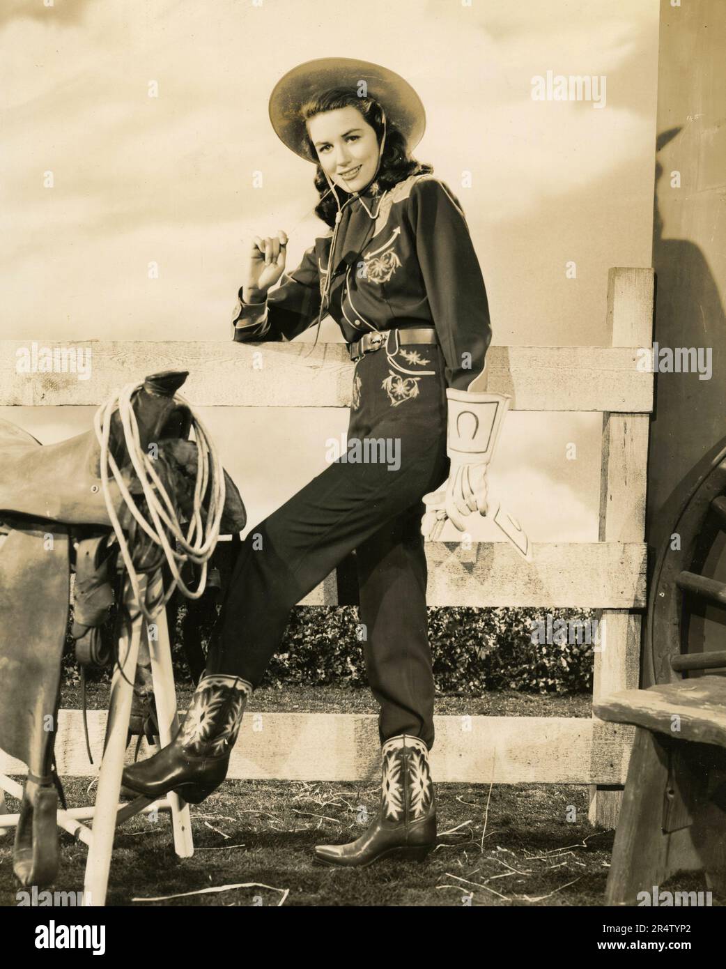 American actress Dorothy Malone dressed like a cowgirl, USA 1950s Stock Photo