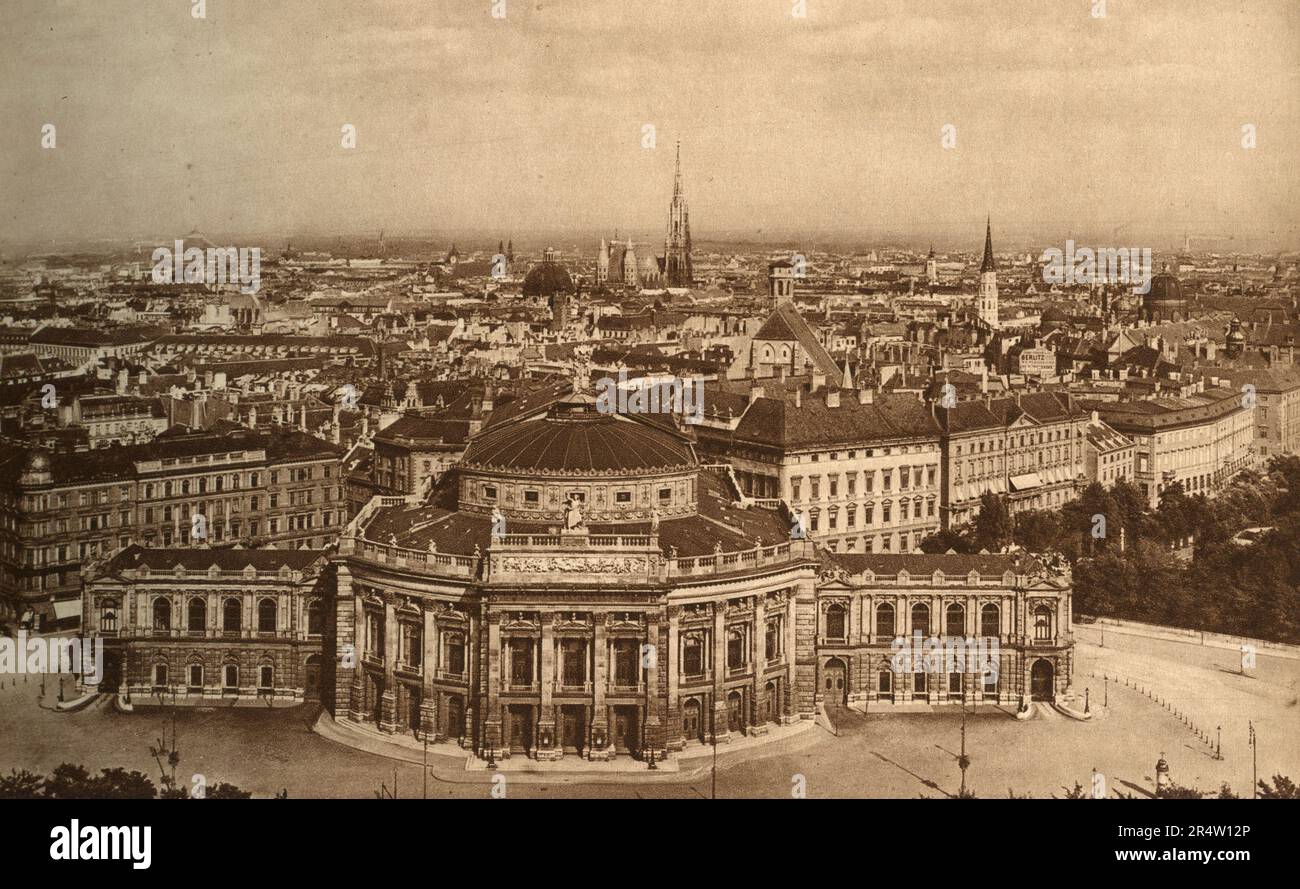 https://c8.alamy.com/comp/2R4W12P/view-from-the-tower-of-the-townhouse-towards-the-burgtheater-vienna-austria-1924-2R4W12P.jpg