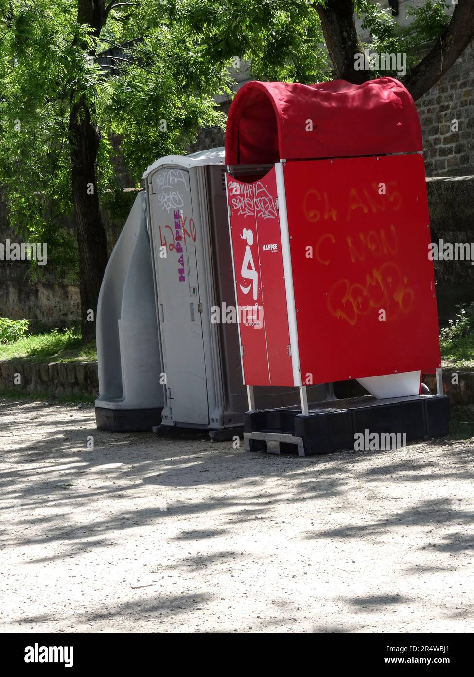 Outdoor public conveniences in Paris, France Stock Photo Alamy