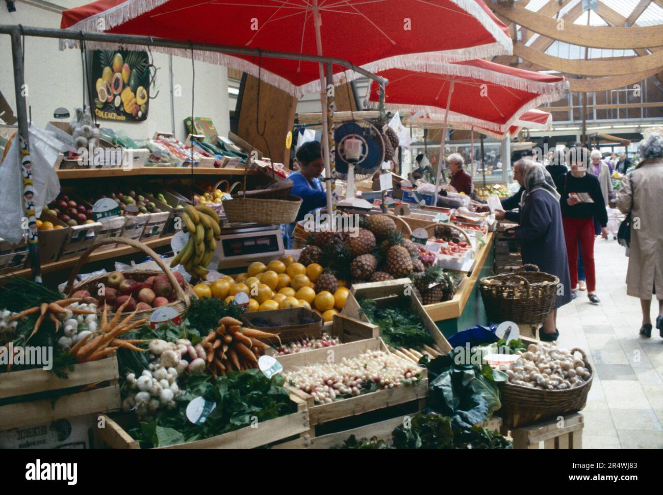 France. Brittany. Quimper. Fruit & vegetables market stall. Stock Photo