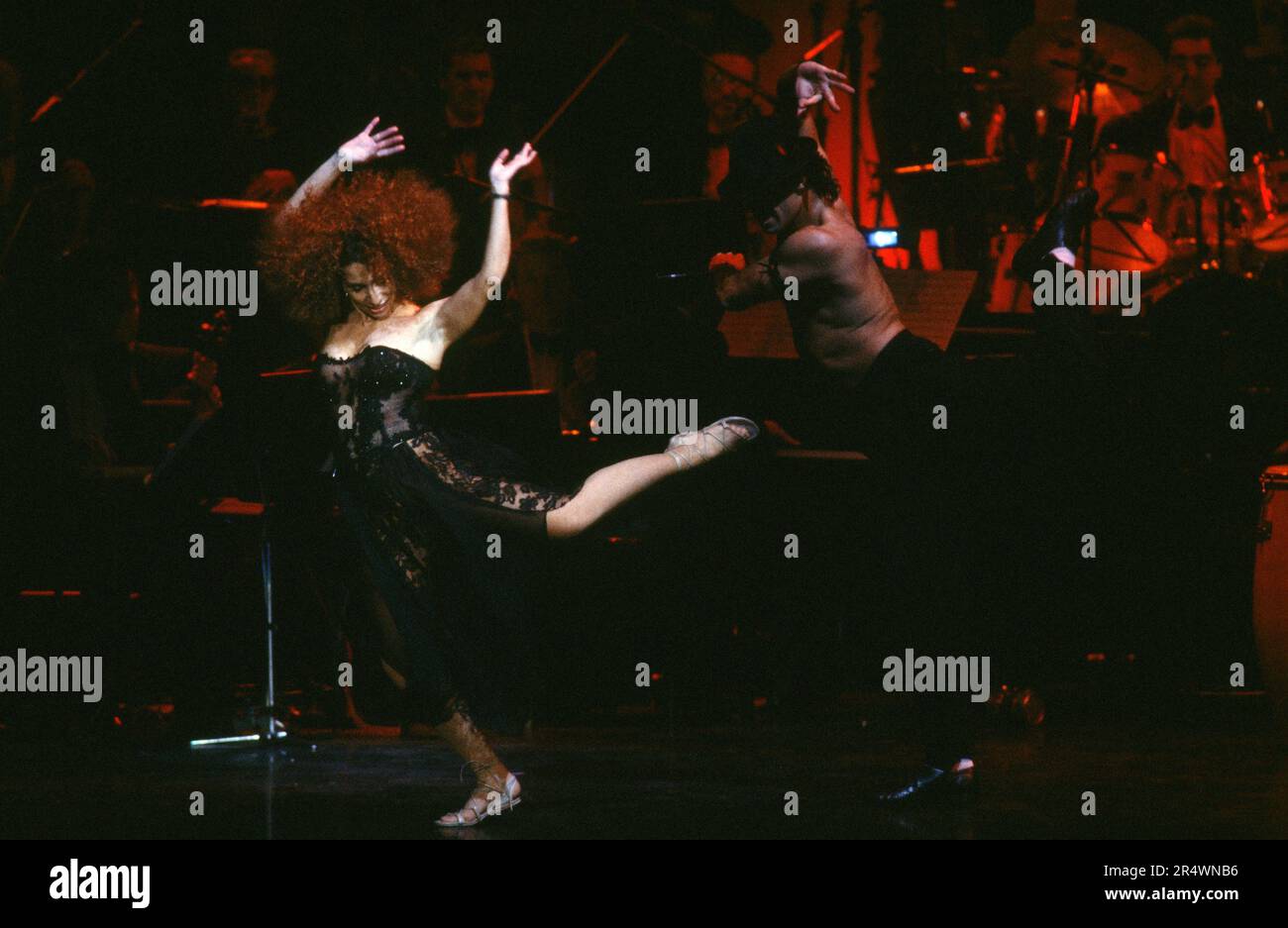 Julia Migenes on stage at the Olympia in Paris, May 1989. Stock Photo