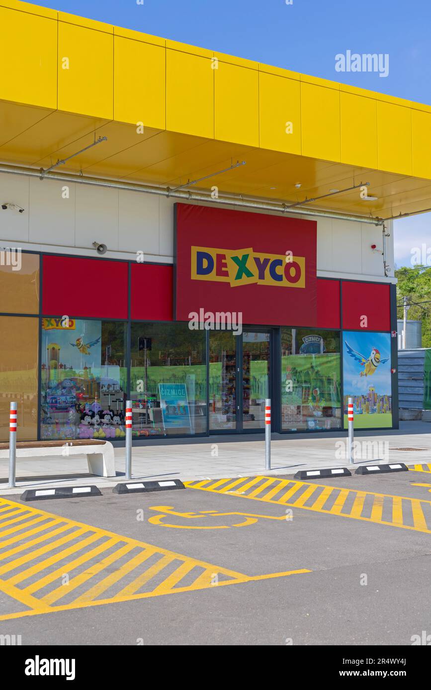 ava shopping park nike