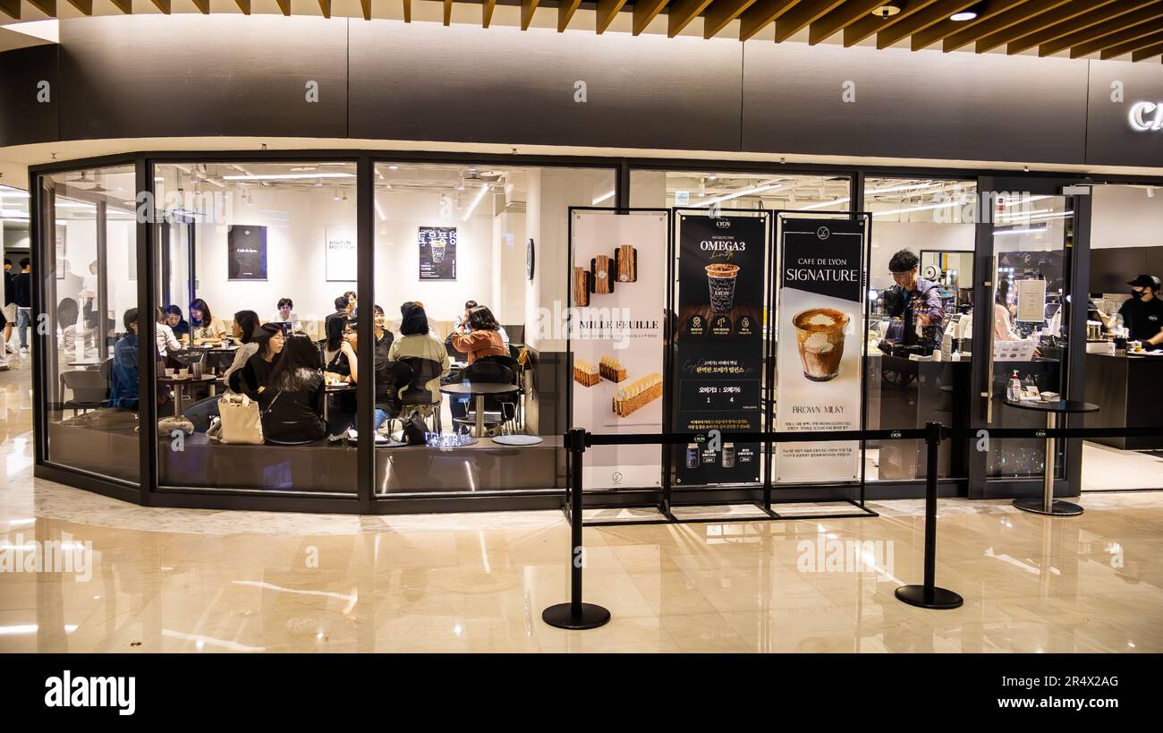 TopRated Coffee Shop in Busy Shopping Mall Prime Destination for Coffee Lovers Stock Photo Alamy