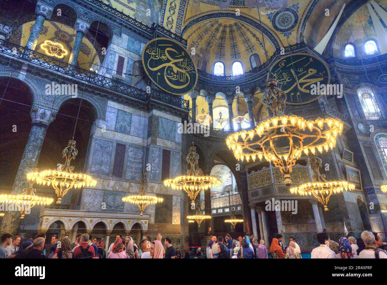 Hagia sophia interior light hi-res stock photography and images - Alamy