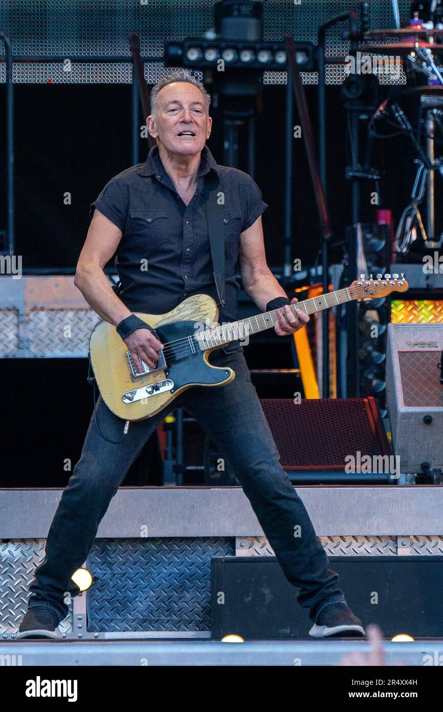 Bruce Springsteen, with the E Street Band, on stage at Murrayfield, Edinburgh, during his 2023 tour. Picture date: Tuesday May 30, 2023. Stock Photo