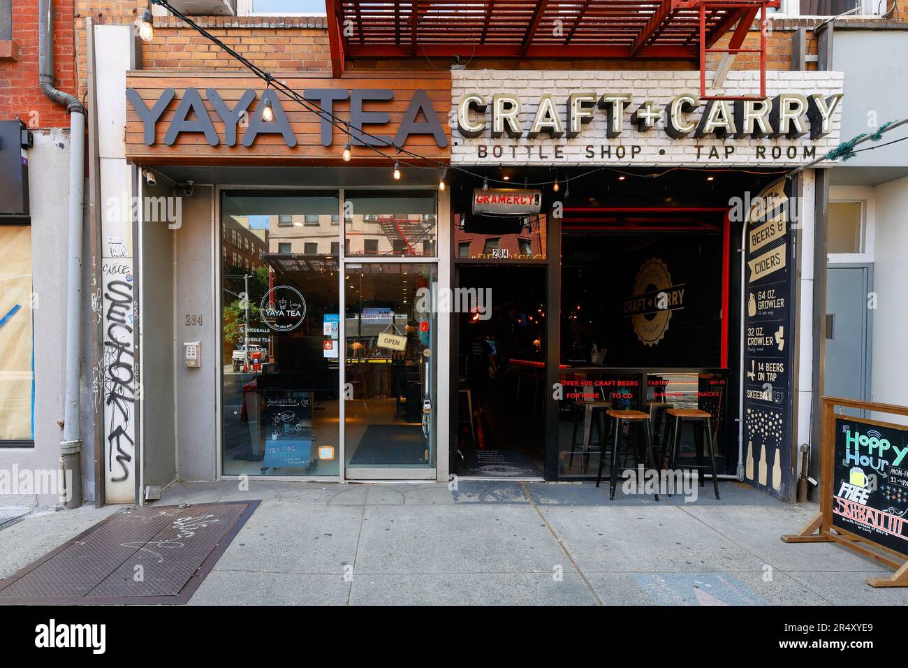 Yaya Tea, Craft + Carry, 284 2nd Ave, New York, NYC storefront photo of a tea cafe and a beer tap room in Manhattan's Gramercy neighborhood. Stock Photo