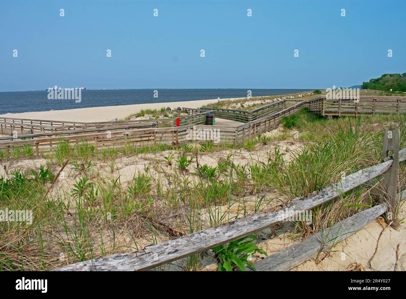 Sunny day at beach at Bayshore Waterfront Park, in Port Monmouth, New Jersey, overlooking Sandy Hook Bay -05 Stock Photo