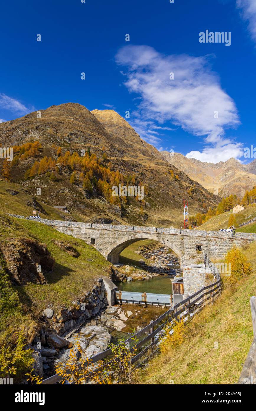 Texelgruppe nature park (Parco Naturale Gruppo di Tessa) near Timmelsjoch -  high Alpine road, South Tyrol, Italy Stock Photo - Alamy