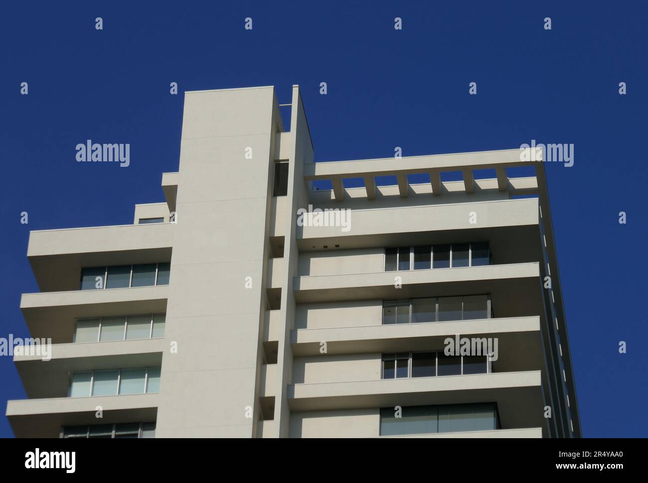 West Hollywood, California, USA 27th May 2023 A general view of atmosphere Sierra Towers, where Singer Katy Perry just bought a $11 Million Penthouse Top Floor and the former home/residence of Cher, Elton John, Joan Collins, Vincent Gallo, David Geffen, Courteney Cox, Lindsay Lohan, Evander Holyfield, Diahann Carroll, Sidney Poitier, George Hamilton, David Janssen, Ozzy & Sharon Osbourne, Tawny Kitaen, Matthew Perry, Betty DeGeneres, Lily Collins and many more at 9255 Sunset Blvd on May 27, 2023 in West Hollywood, California, USA. Photo by Barry King/Alamy Stock Photo Stock Photo