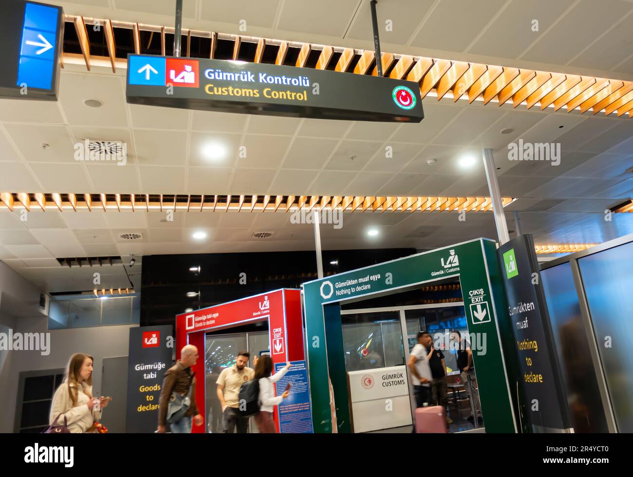Passengers in front of customs control zone, Sabiha Gokcen